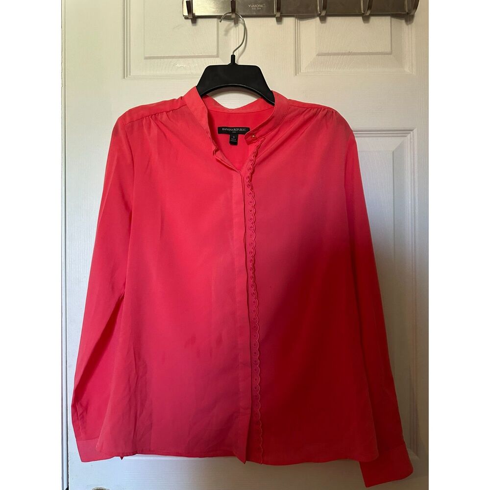 Women Banana Republic Pink Long‑Sleeve Blouse Collar & Scalloped Trim Size S
